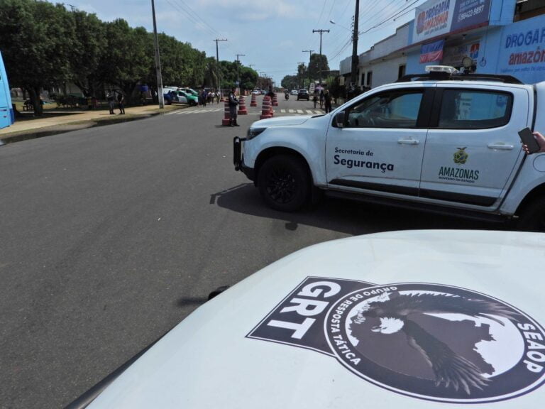 Foragida da justiça é presa por transportar drogas de Manaus para Fortaleza