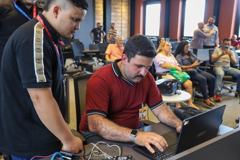 Confira a lista dos pré-selecionados para programa de idiomas ‘English Manaus’