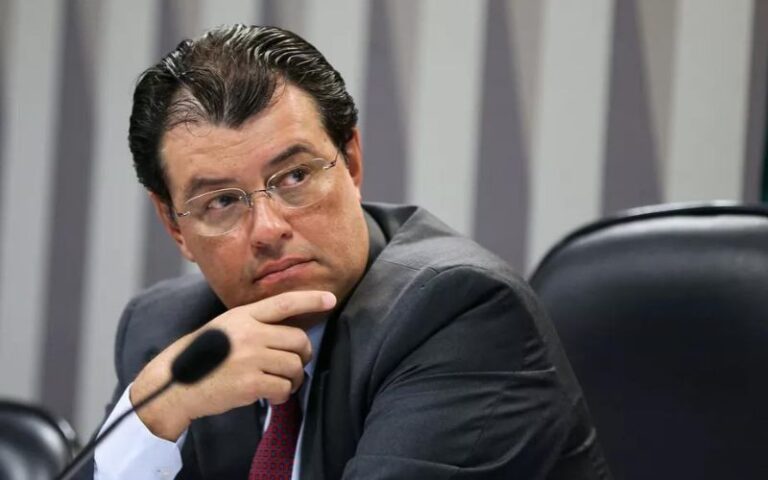 Eduardo Braga deve ser o relator da reforma tributária no Senado