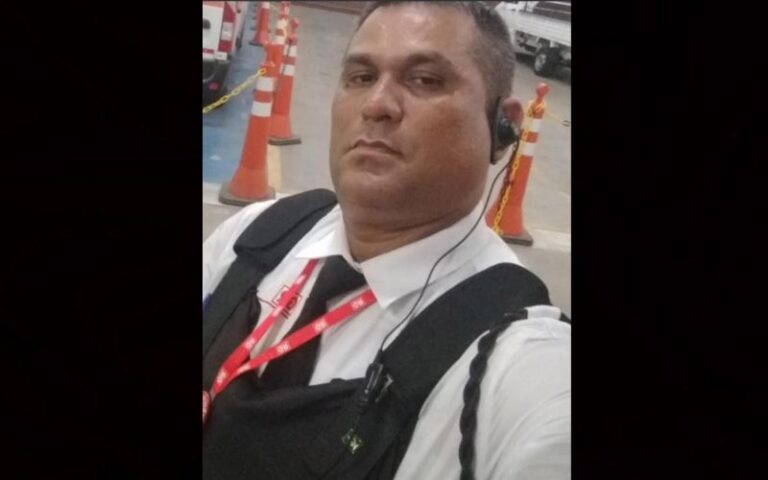 Presa dupla suspeita de matar vigilante em shopping de Manaus