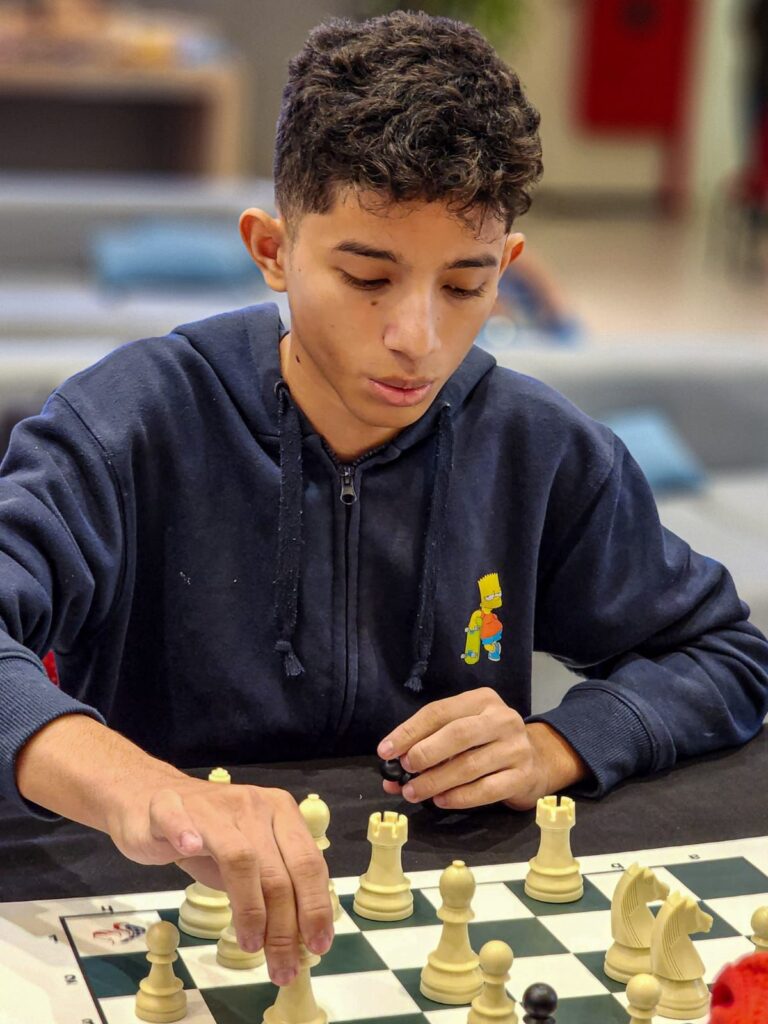 Participantes do Manaus Chess Open revelam a importância do xadrez na  escola - Portal Em Tempo