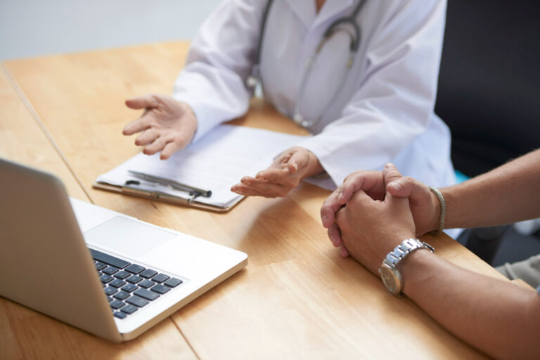 Mais Médicos: 95% das novas vagas são ocupadas por formados no Brasil