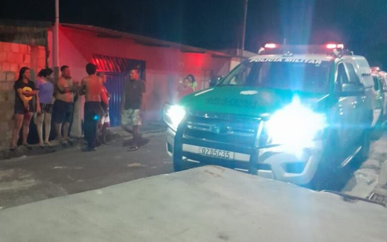 Homem tem cabeça crivada de balas por criminosos em comunidade de Manaus